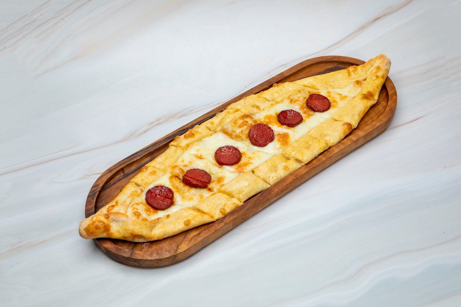 Sucuqlu Pide